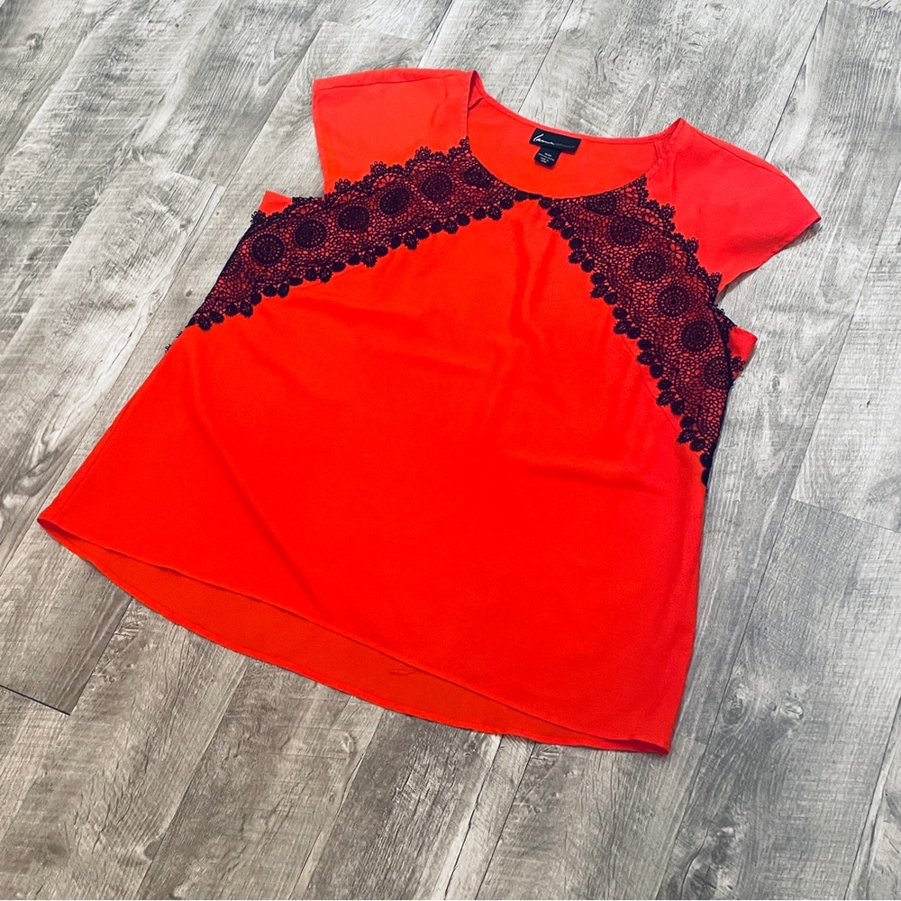 Lane Bryant short sleeve red top 18/20